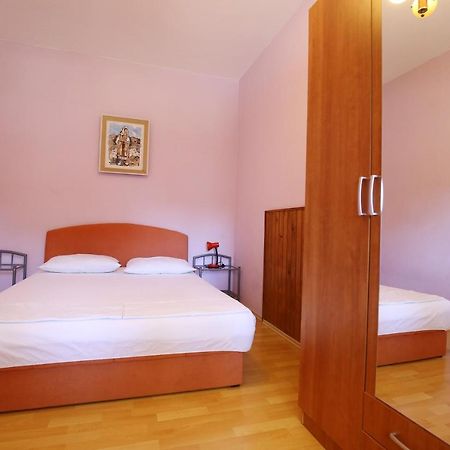 Apartmani Buca Biograd Na Moru Zewnętrze zdjęcie
