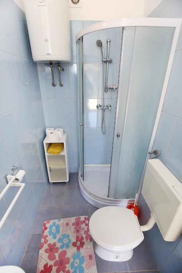 Apartmani Buca Biograd Na Moru Zewnętrze zdjęcie