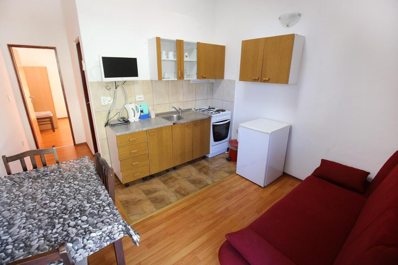 Apartmani Buca Biograd Na Moru Zewnętrze zdjęcie