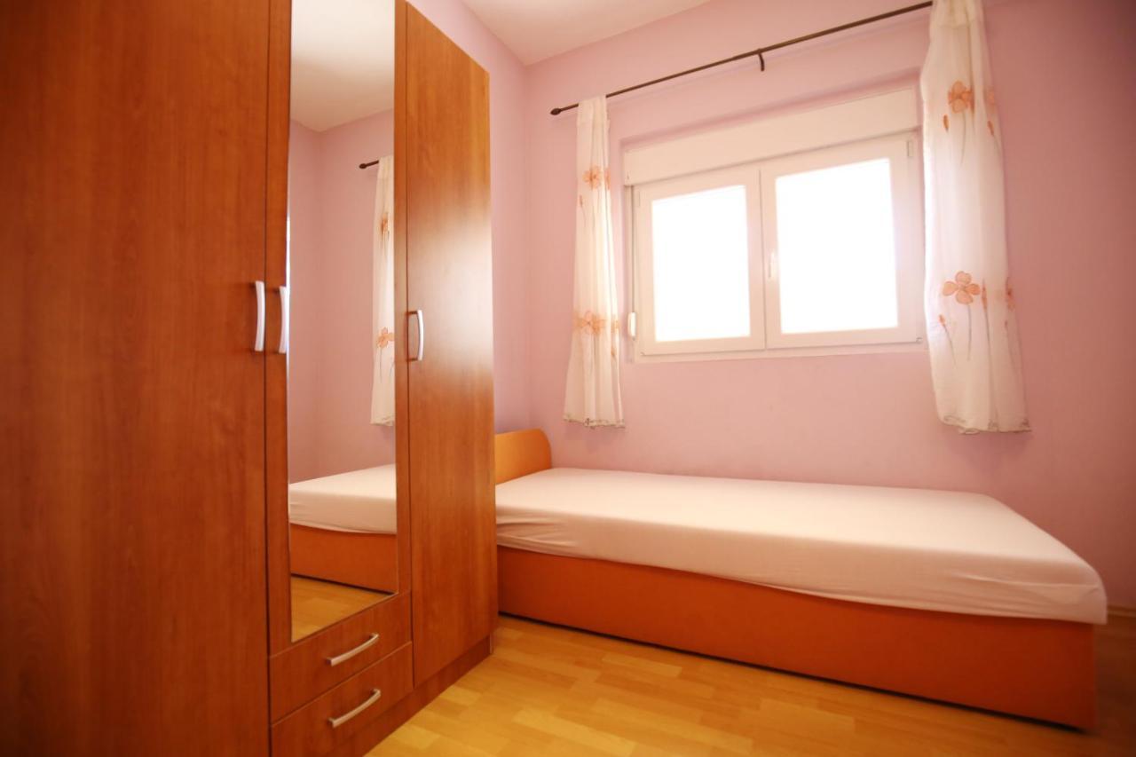 Apartmani Buca Biograd Na Moru Zewnętrze zdjęcie