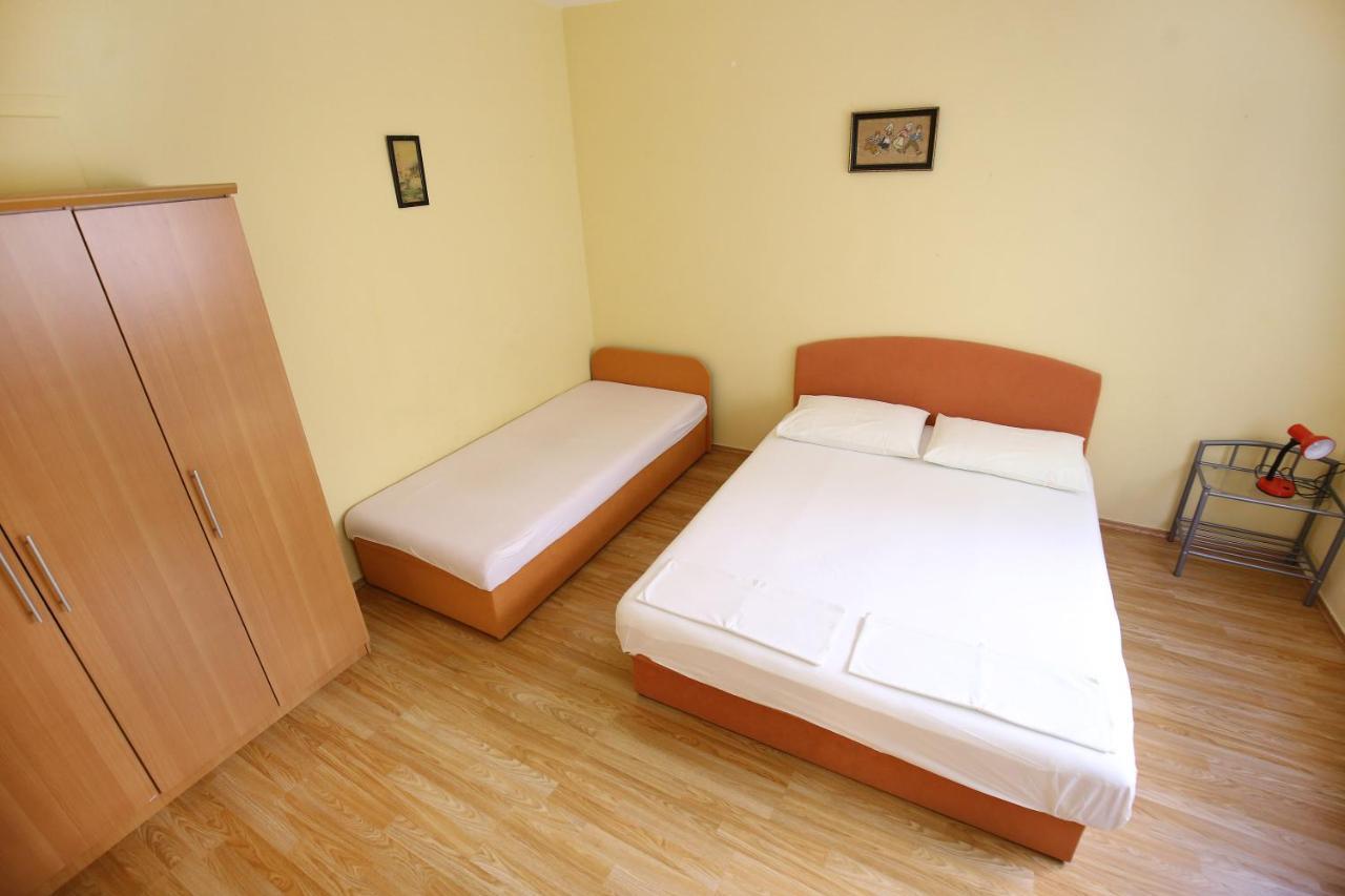 Apartmani Buca Biograd Na Moru Zewnętrze zdjęcie