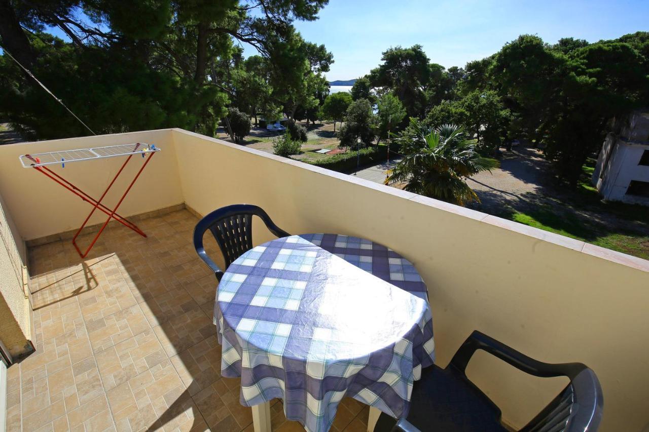 Apartmani Buca Biograd Na Moru Zewnętrze zdjęcie